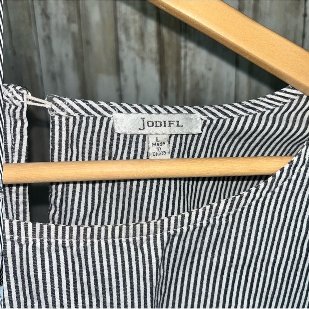 Jodifl Stripe Embroidered Sleeve Tunic - Picture 4 of 4